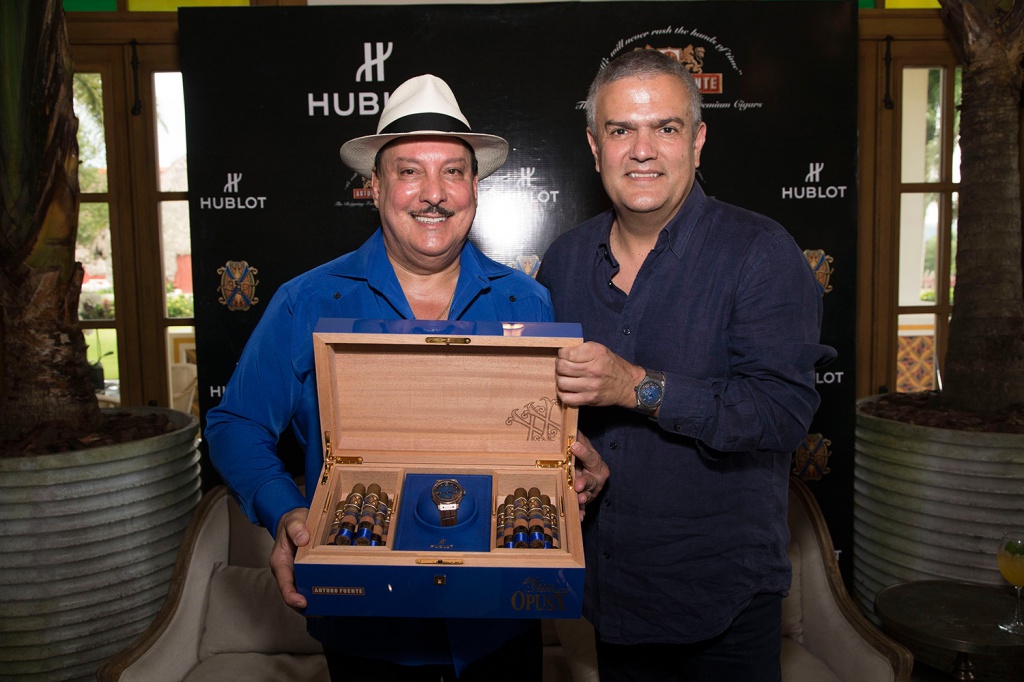 hublot-classic-fusion-45mm-fuente-20th-anniversary-special-edition-4426.jpg