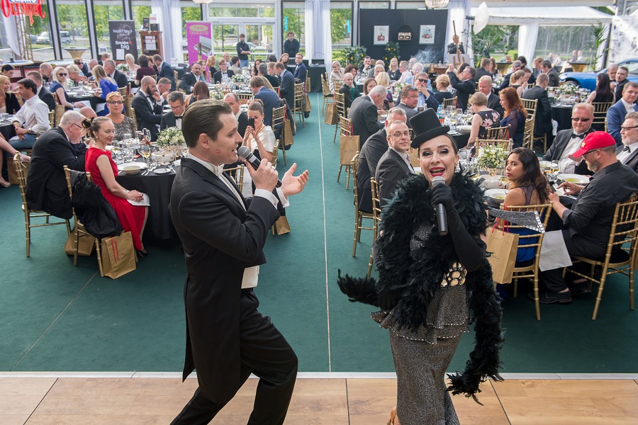 gala dinner, singers Kalle Sepp and Ira.jpg